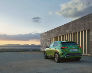 Kia XCeed 2023 ext 02